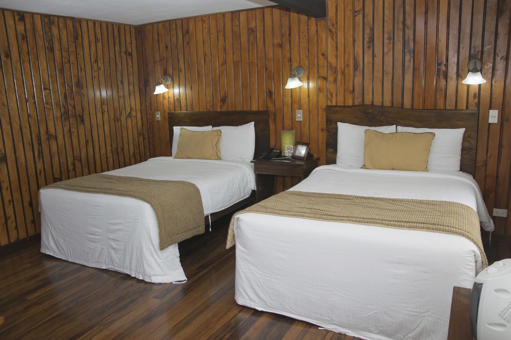 Hotel Chalet Tirol هيريديا الغرفة الصورة