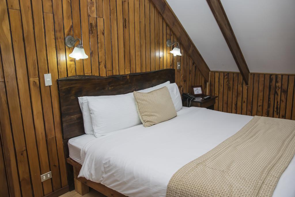 Hotel Chalet Tirol هيريديا الغرفة الصورة